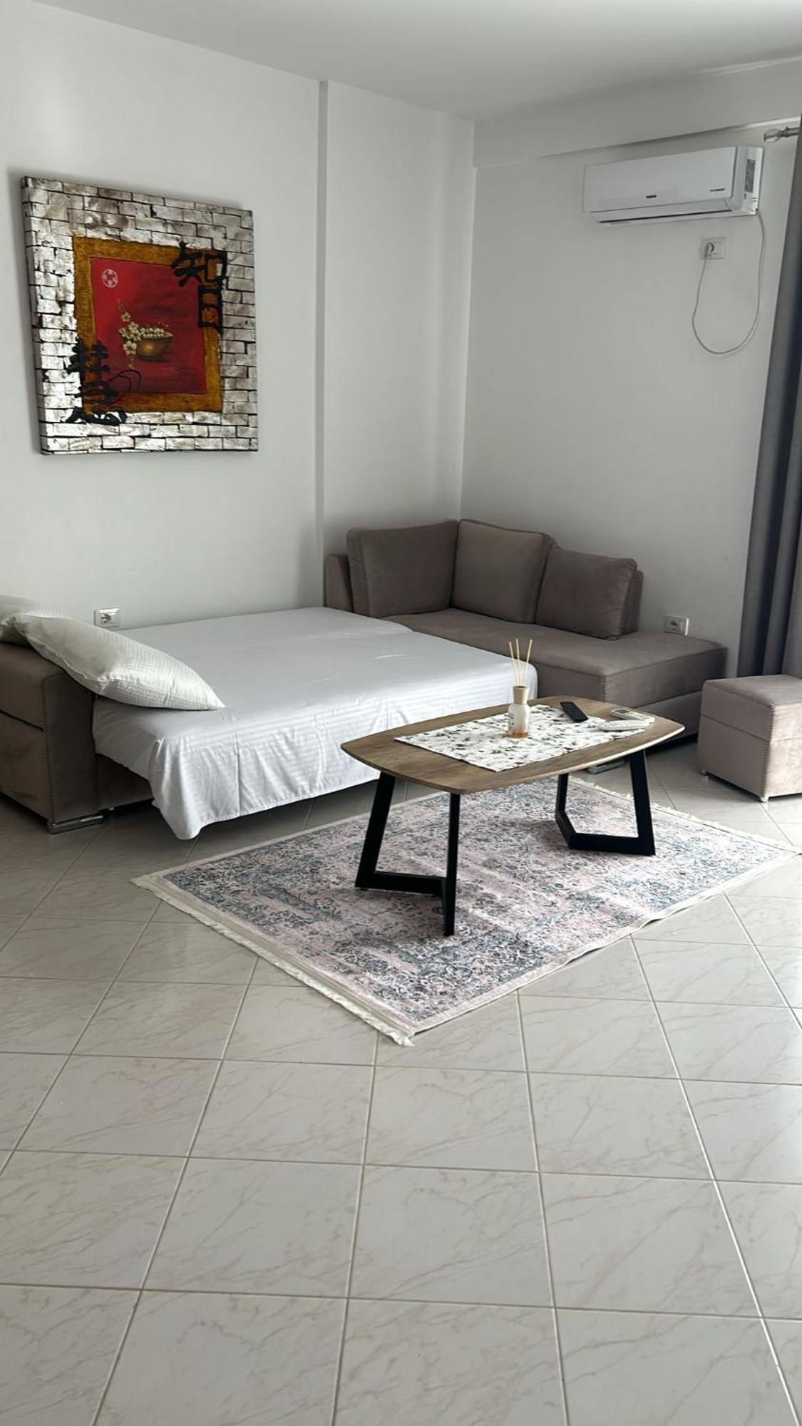 Appartamento Laura Con Vista Lungomare Vlore Exterior photo